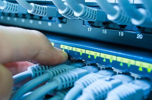 騰飛四海 騰飛四海